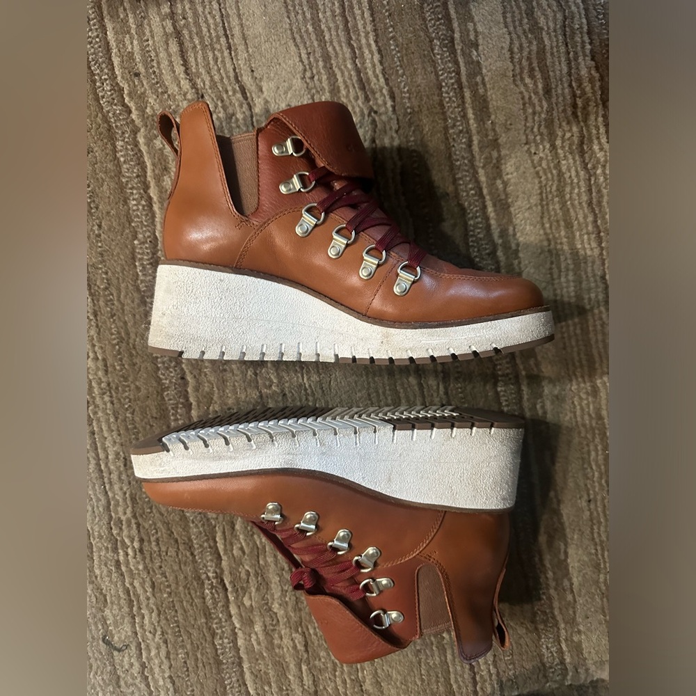 ZERØGRAND Wedge Hiker Boot - Picture 8 of 16